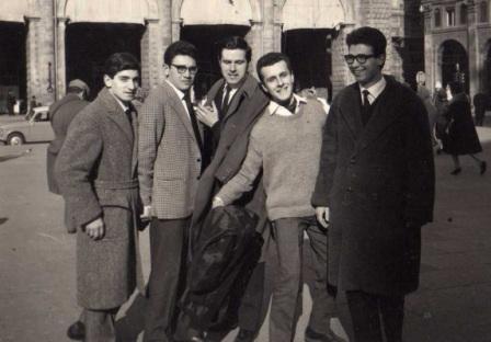 Da sinistra gli ischitani Scotti e Di Iorio con Strada, Ghirardini e un loro collega - Bologna 1962-63