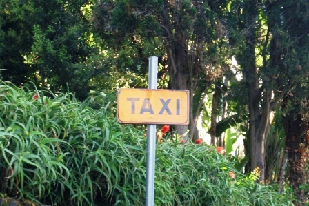 Marciapiede taxi comp (9)