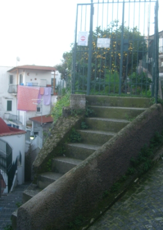 Divieto di sedersi (7)